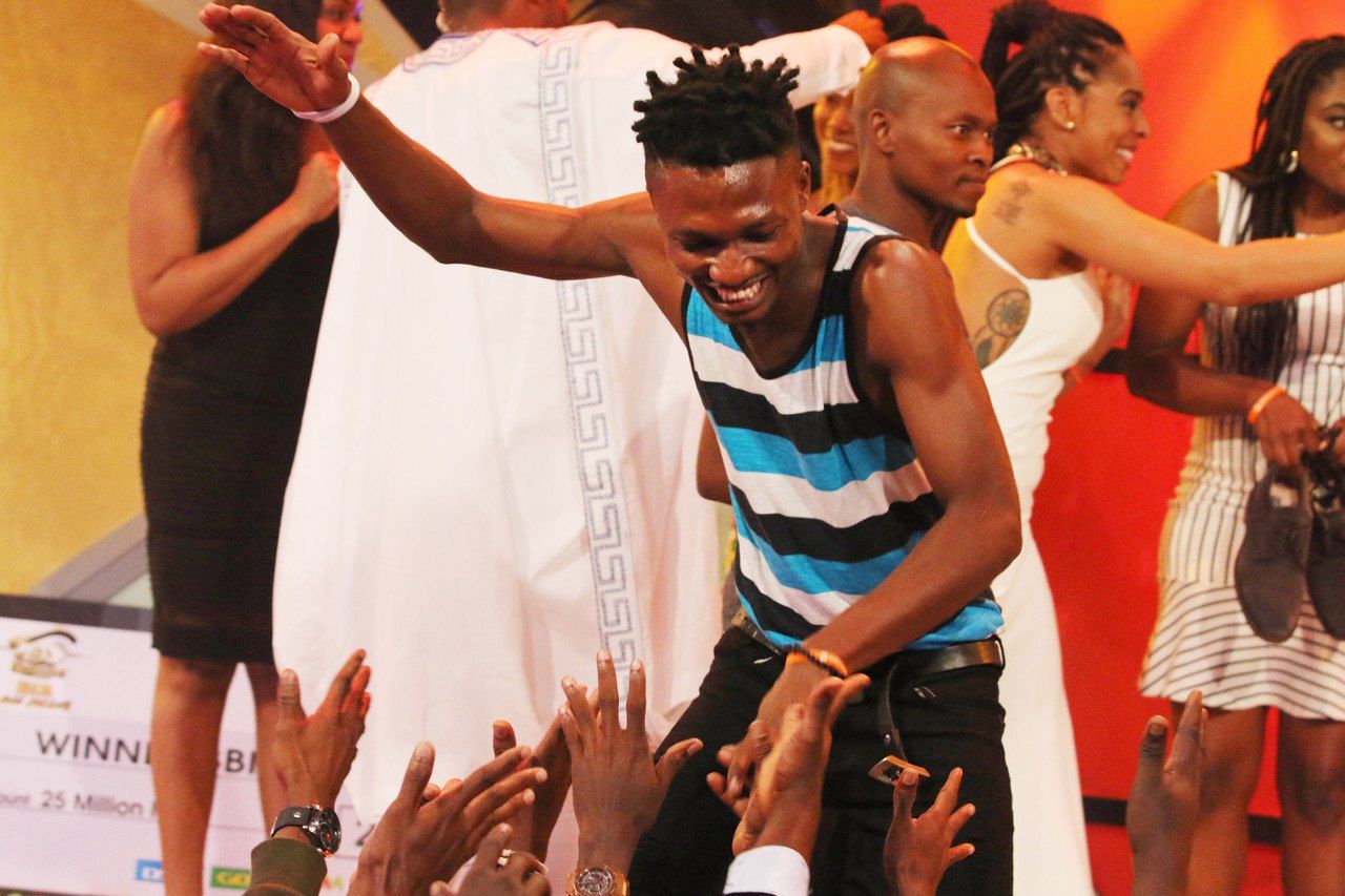 Finale: Efe's big win in Pictures!